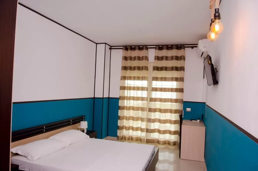 Vala 16 - DELUXE DBL SV 1.jpg